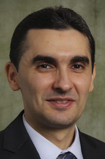 headshot of Ali Ben Ali