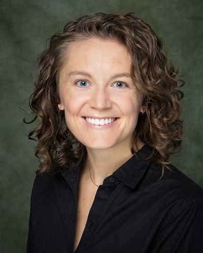 headshot of Allison Brachmann