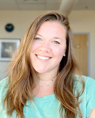 headshot of Abbie Chapman