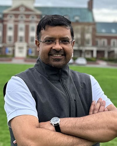 headshot of Arnab Dey