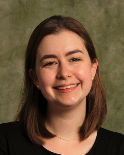 headshot of Alexandra Lee