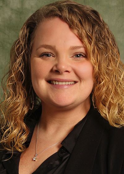 headshot of Alyssa Leonard