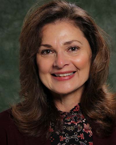 headshot of Barbara Zelesnikar