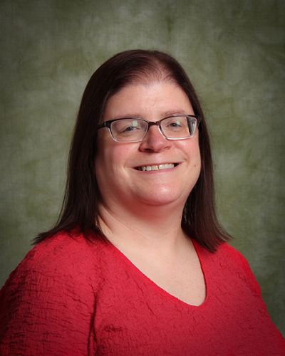 headshot of Christina (Tina) Lindley