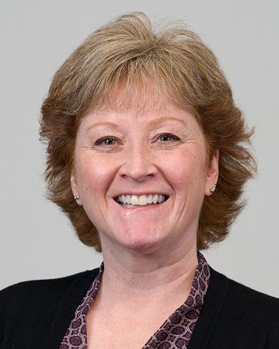 headshot of Christa McEwan