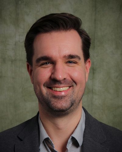 headshot of David Bisaha