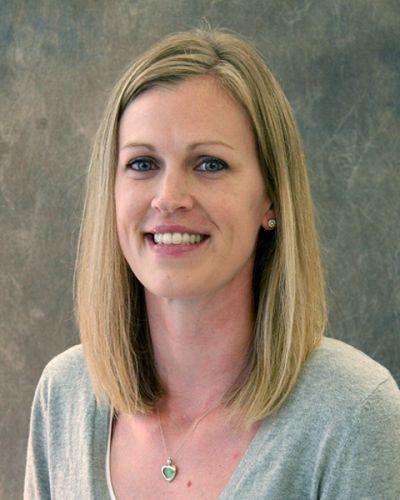 headshot of Deanna Hyde