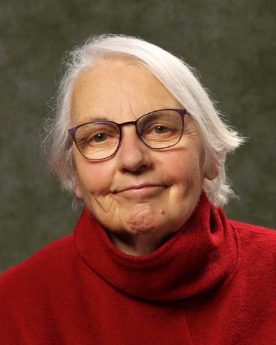 headshot of Patricia DiLorenzo