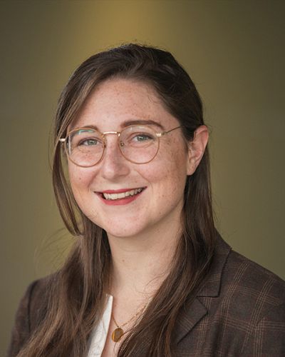 headshot of Emma  Steinebronn