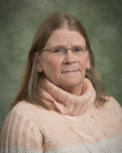 headshot of Geri Ashley