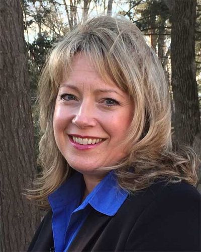 headshot of Margaret Gates