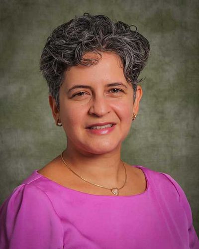 headshot of Giovanna Montenegro