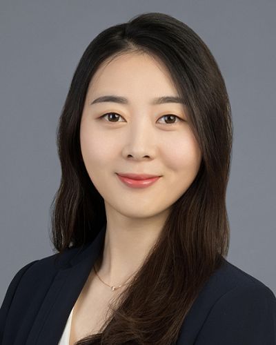 headshot of Han Jia
