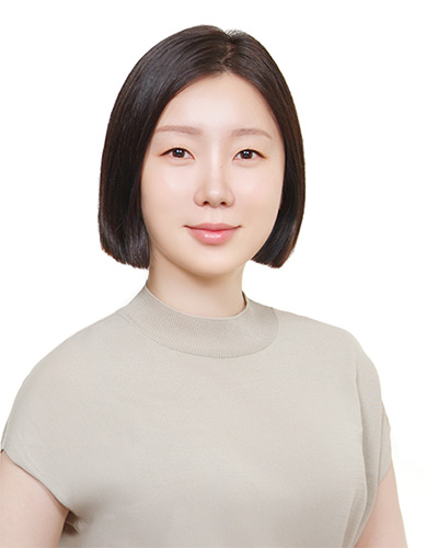 headshot of Jinhee Moon