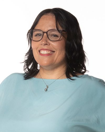 headshot of Jennifer Stoever