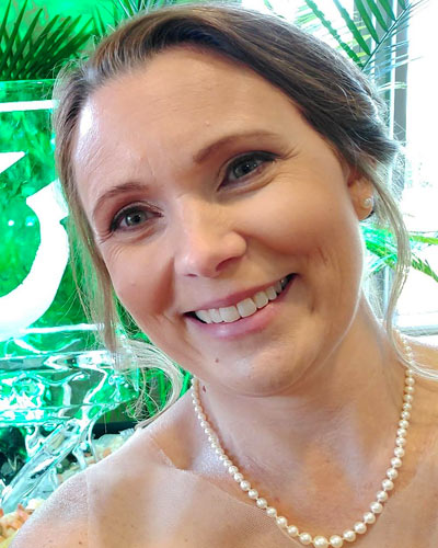 headshot of Kellie Hovancik