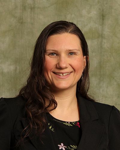 headshot of Kirsten  Pagan