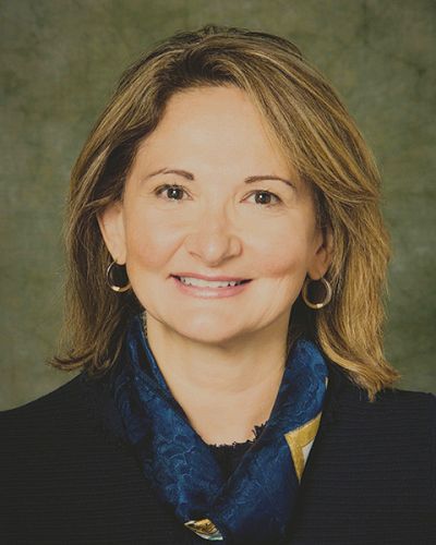 headshot of Lina Begdache