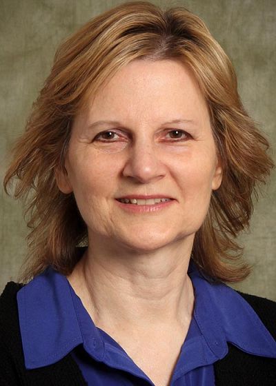 headshot of Lori Walling
