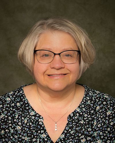 headshot of Wendy Martinek