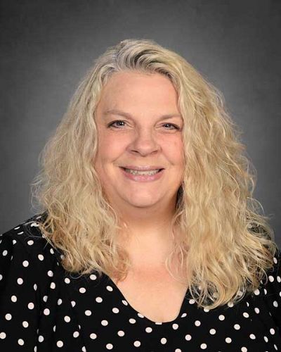 headshot of Michelle Feyerabend