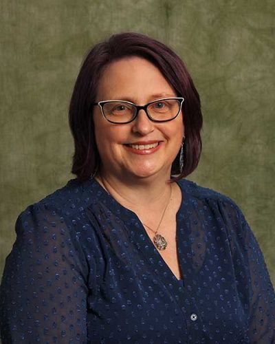 headshot of Michelle Ponczek