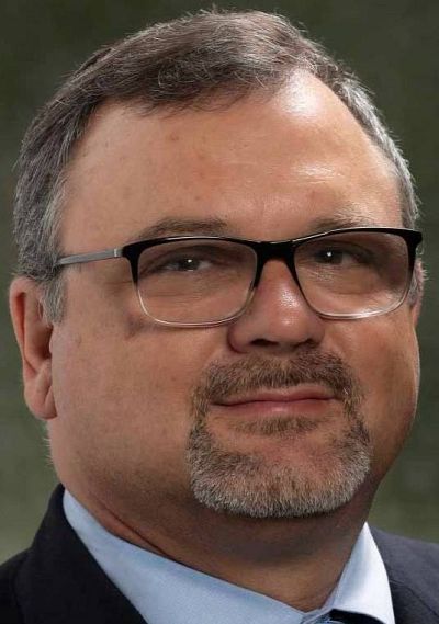 headshot of Michael Testani