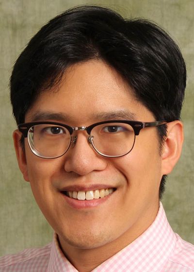 headshot of Marvin Vinluan
