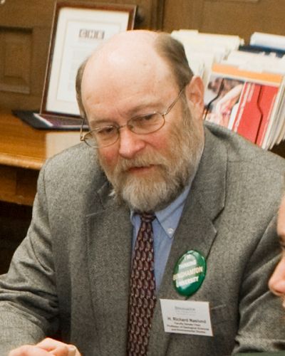 headshot of H. Richard Naslund
