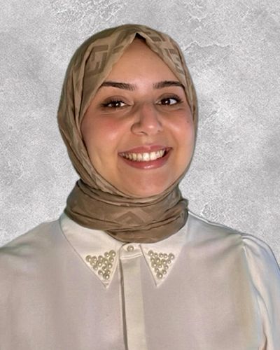 headshot of Nada  Elammari