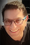 headshot of Nelson Fernandez