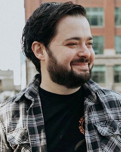 headshot of Nicolas Garcia Mills