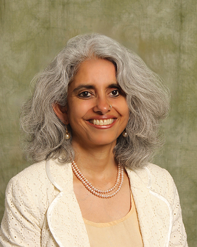 headshot of Neha Khanna