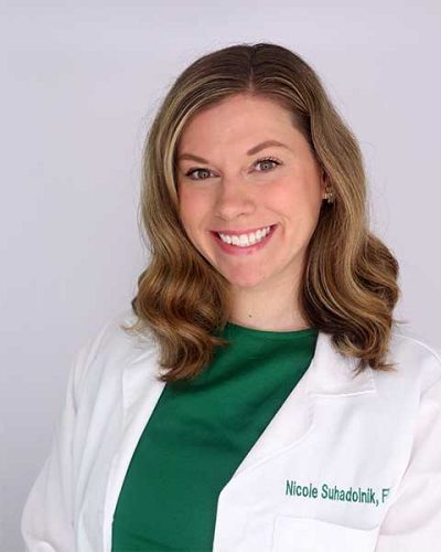 headshot of Nicole Suhadolnik