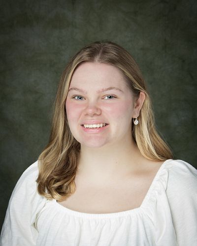 headshot of Olivia  Scalise