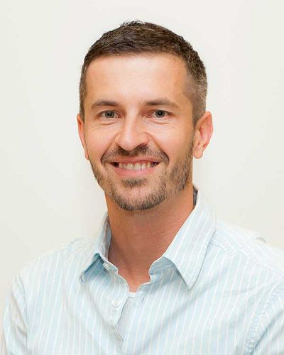 headshot of Shay Rabineau