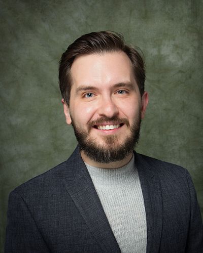 headshot of Robert Myak
