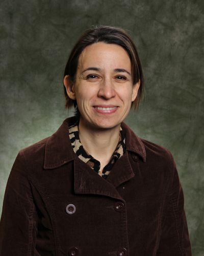 headshot of Seden Akcinaroglu