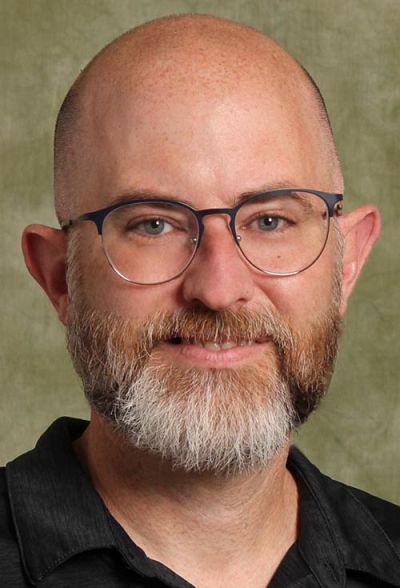 headshot of Steven Moore