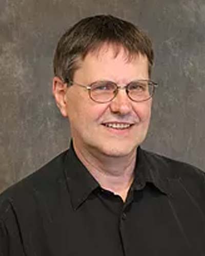 headshot of Stephen Cain