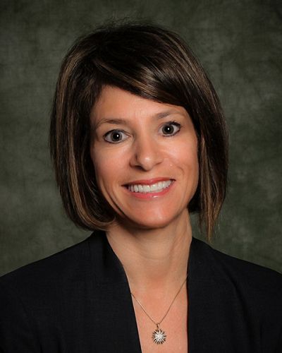 headshot of Carolyn Schapiro