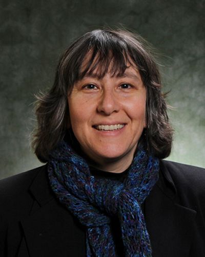 headshot of Randi Scheiner