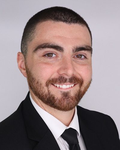 headshot of Seth Corbin