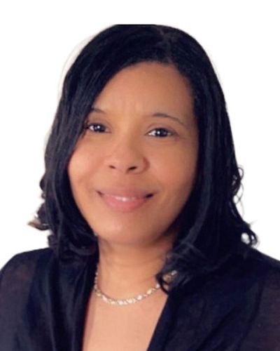 headshot of Samantha Lewis PMHNP-BC, FNP-BC
