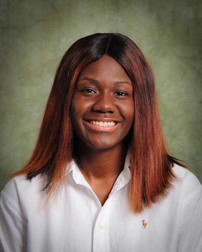 headshot of Shaunté Middleton