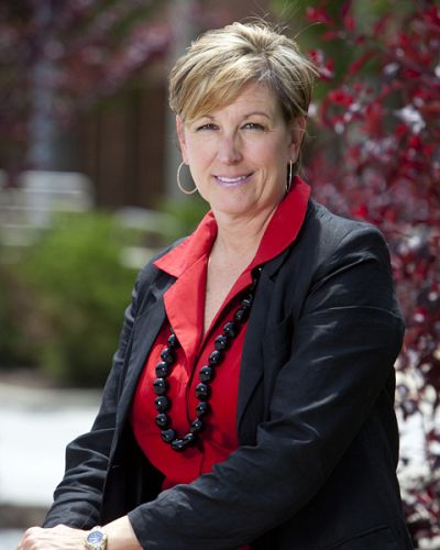 headshot of Diane Miller Sommerville