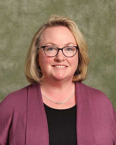 headshot of Sharon O'Neill