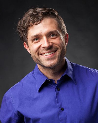 headshot of Tommy Iafrate