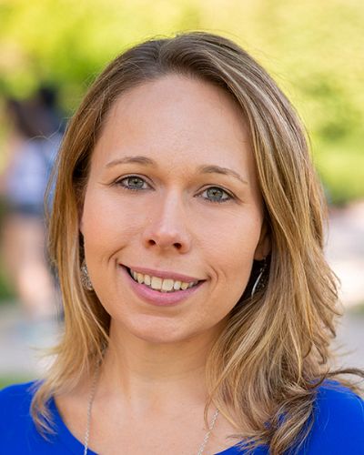 headshot of Wendy Moore