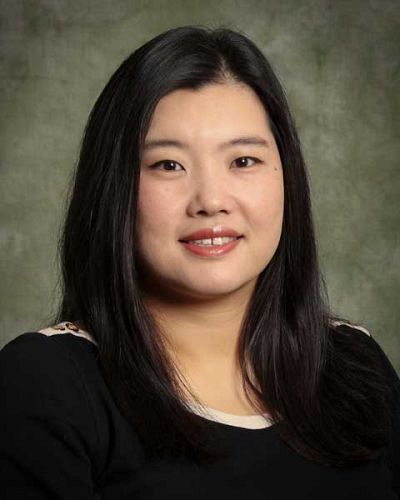 headshot of Wan Yu